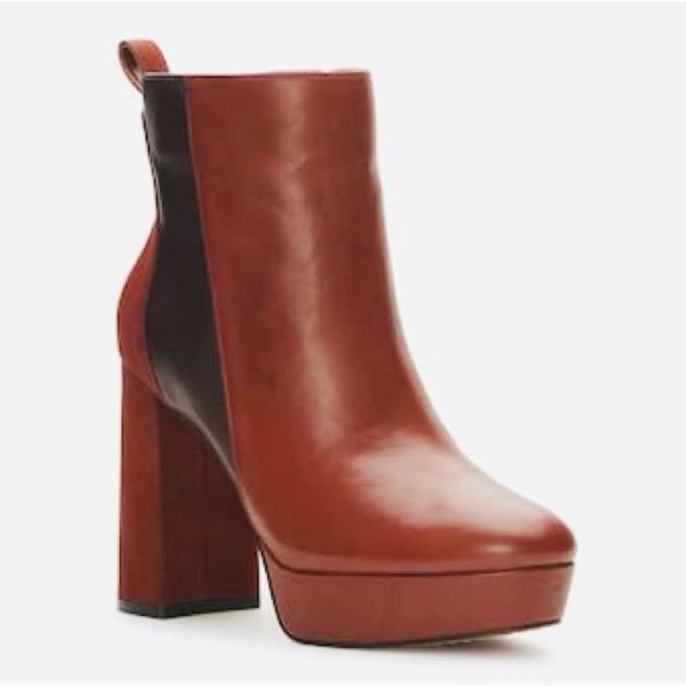 Vince Camuto Gripaula Heeled Bootie In Dark Brow Size 10 NWOB